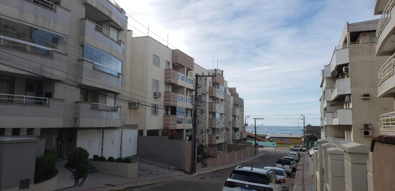 Excelente Apto 3 Quartos Em Bombas, 100 Metros Do Mar E 2 Vagas De Garagem Bombinhas Exterior photo
